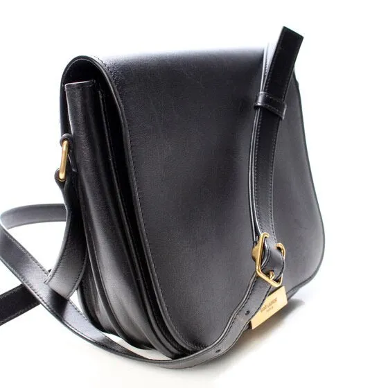 532985 Betty Satchel