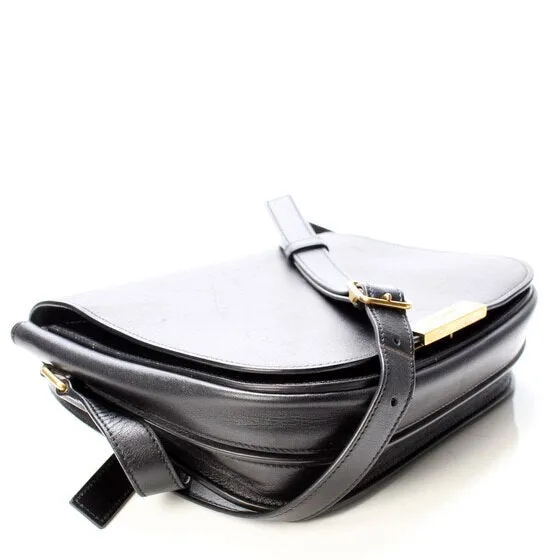 532985 Betty Satchel