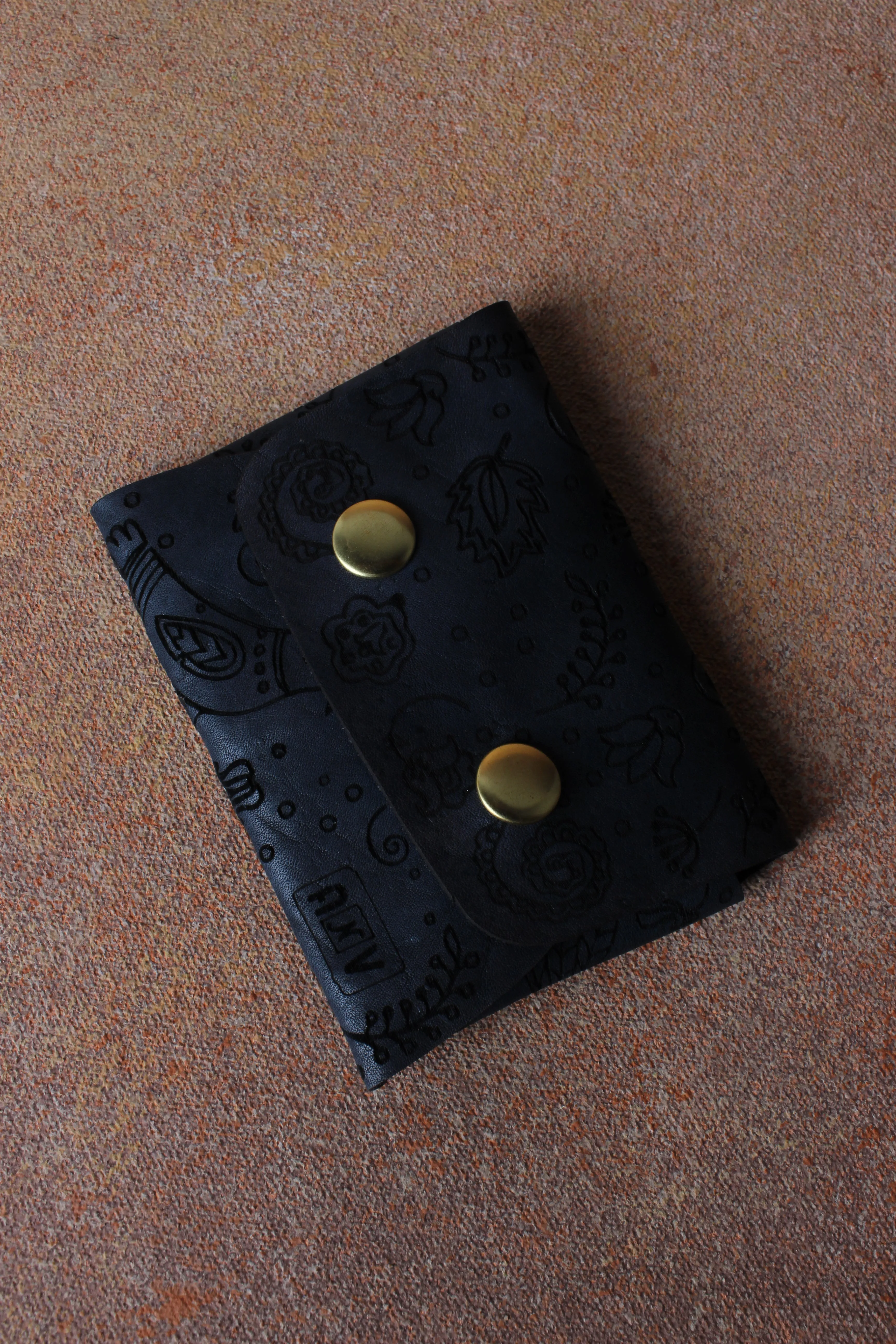 Innovative Impressions: Laser-Etched Leather Card Pouch